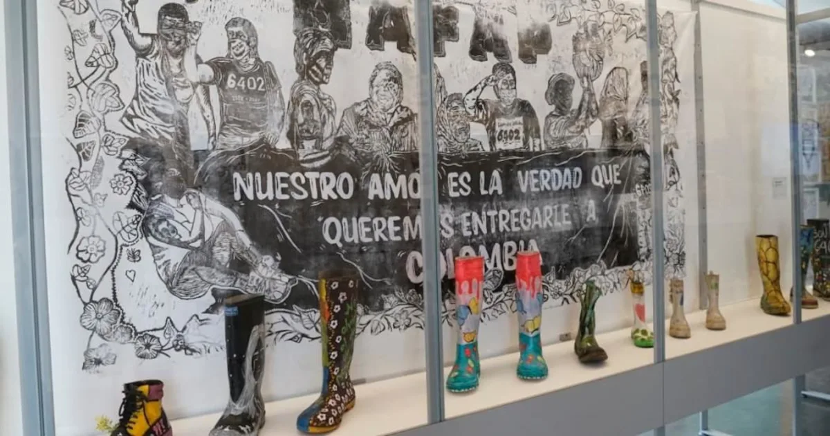 Frente a esa situación, el Centro de Memoria, Paz y Reconciliación puso a disposición ‘Terca Esperanza’, una exposición permanente que reúne objetos, archivos, fotografías y materiales audiovisuales relacionados con el conflicto armado, las víctimas y las experiencias de resistencia - Foto: CMPR