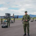 El caso llamó inicialmente la atención de los mandos militares porque el sistema aparecía dentro de los bienes entregados al Ejército por la Gobernación del Cauca, pero físicamente se encontraba en una compañía privada en la capital del país. Esa diferencia obligó a reconstruir qué había ocurrido con el equipo después de salir del territorio donde estaba siendo utilizado - Foto: Archivo/Mindefensa