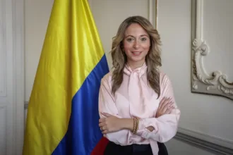 Las denuncias sobre la revisión de títulos se suman a otros cuestionamientos publicados sobre la gestión inicial de Daza, relacionados con el trato a los funcionarios, la comunicación interna y su conocimiento del sector editorial. En conjunto, los señalamientos han puesto en discusión la relación entre la dirección administrativa de la entidad y la experiencia técnica necesaria para gestionar sus colecciones - Foto: Ministerio de Cultura
