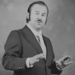 Víctor Hugo Ayala nació en Bogotá el 13 de junio de 1934. Desde joven mostró interés por la música y comenzó a desarrollar una carrera que lo llevaría a escenarios, emisoras de radio y estudios de grabación, en una época en la que la radio tenía un papel central en la difusión de los artistas colombianos - Foto: Spotify
